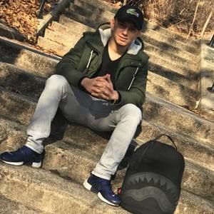 Meet your Posher, Antony